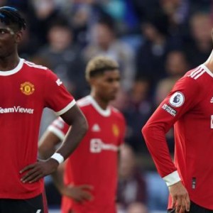 开云体育线上网站-C罗曼联全队最“懒”？让C罗跑，不如让队友多为他跑！